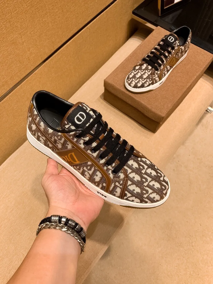 Men's shoes💰 380💰👍[Dior]🔝High-end brand of men's shoes official website 1:1 latest masterpiece: the upper is made of original Italian official website special technical cloth fabric with original comfortable and breathable lining➕original designated non-slip outsole🔥making walking more convenient and comfortable! An exclusive new model, a stunning work, a beautiful 1:1 replica [color] compared to the official quality! Create a fashionable personality to set off your uniqueness! A must-have for trendy men! 🔥, sizes: 38-44. color:.    3⃣️colors available🔥